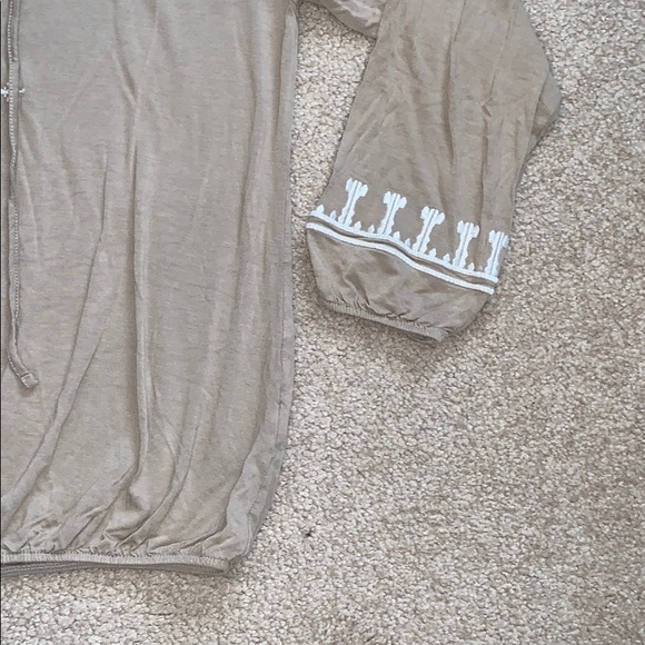 Boho Beige Long Sleeve Shirt - Picture 4 of 6